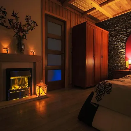 Dream House 606-436-626